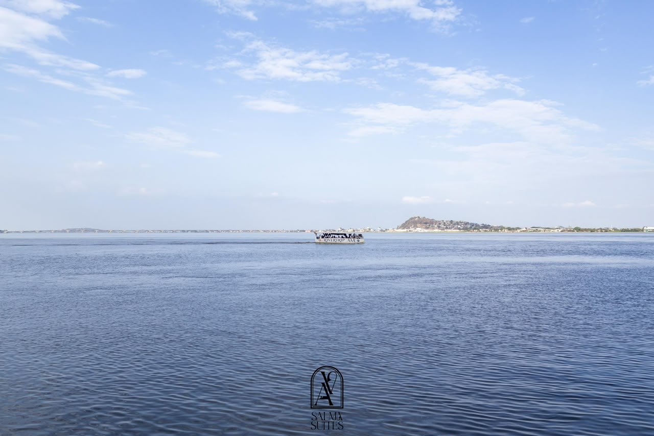 Vista del río desde Puerto Santa Ana
